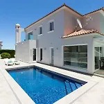 Pinalito - Con Piscina Privada Ferienhaus